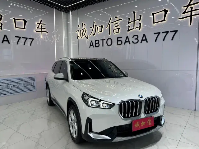 BMW X1 — Фото автомобиля 3