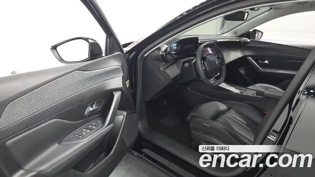 Peugeot 408 1.2 Pure Tech Allure — Фото автомобиля 10