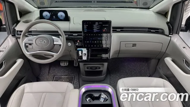 Hyundai Staria Staria 4WD Lounge 7 мест — Фото автомобиля 7