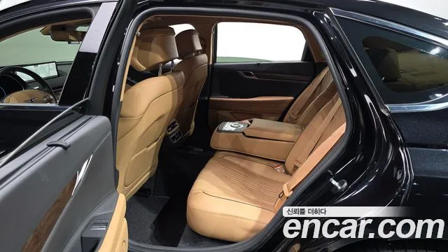 Genesis G80 RG3 — Фото автомобиля 12