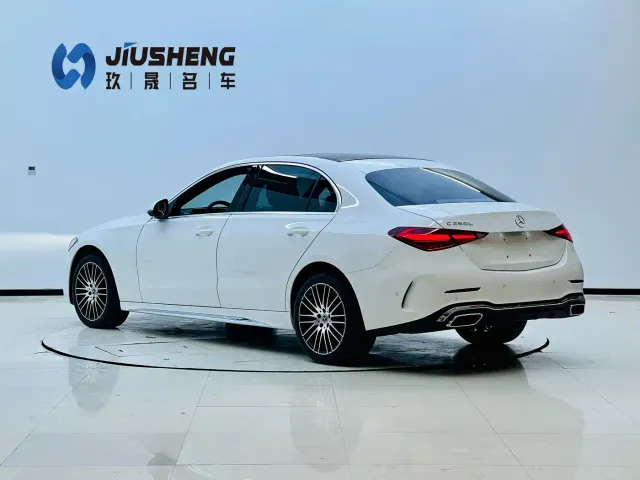 Mercedes-Benz C-Class — Фото автомобиля 4
