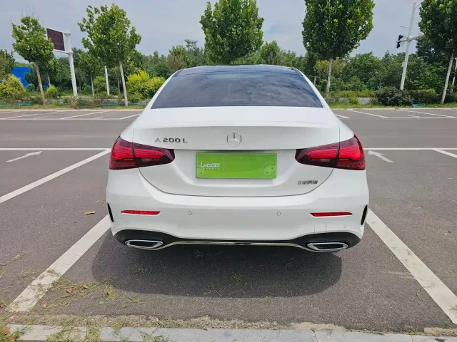 Mercedes-Benz A-Class — Фото автомобиля 11