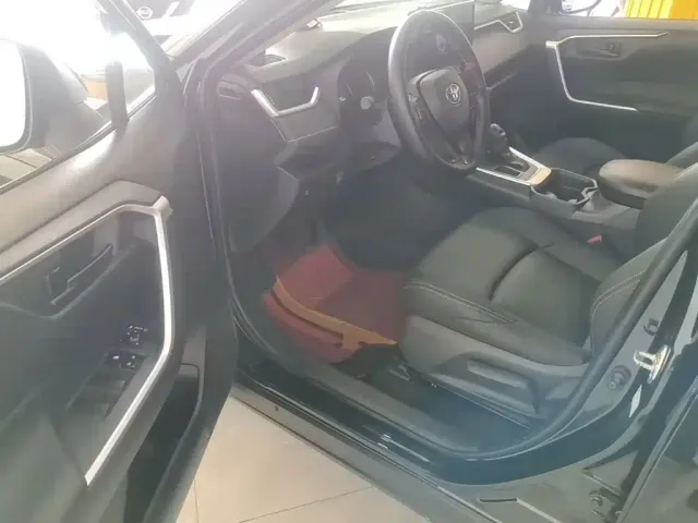 Toyota Wildlander — Фото автомобиля 15