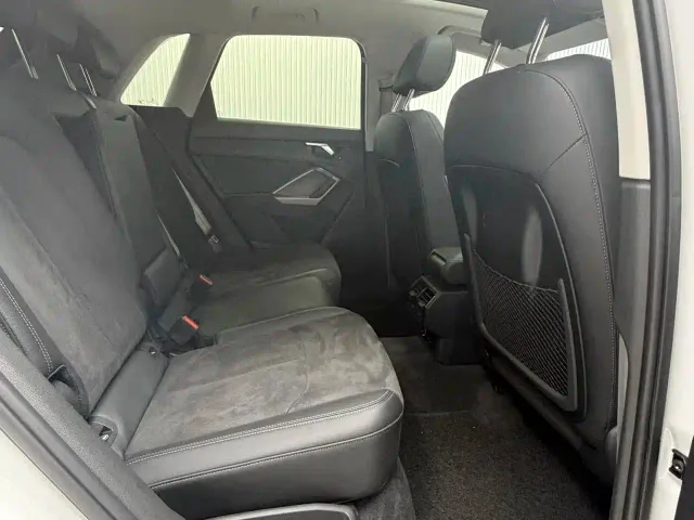 Audi Q3 — Фото автомобиля 12