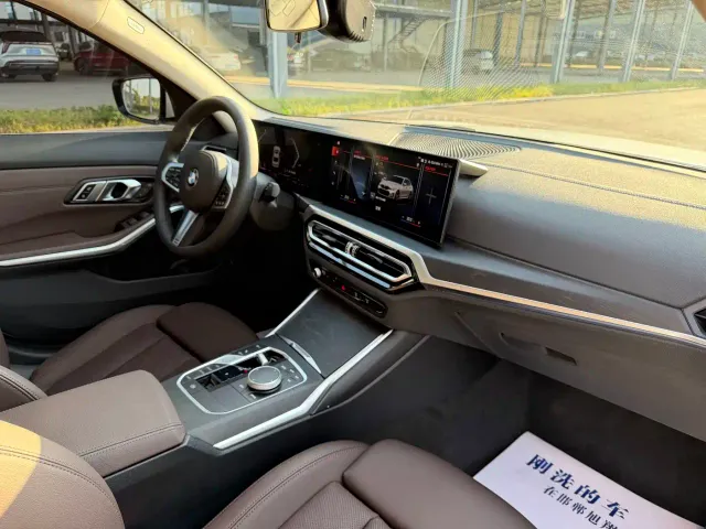 BMW 3 Series — Фото автомобиля 7