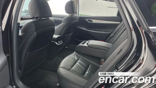 Hyundai Grandeur — Фото автомобиля 25