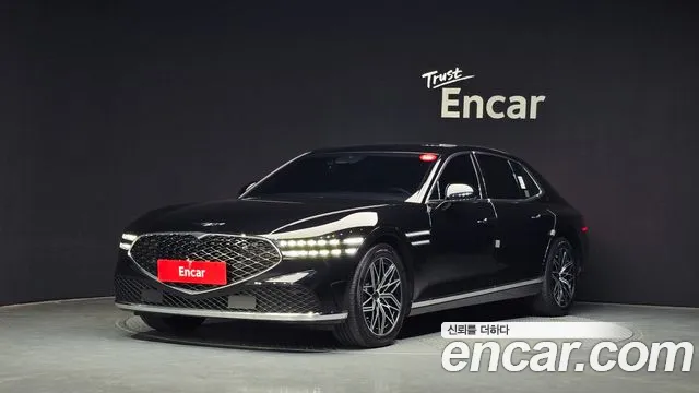 Фотография автомобиля — Genesis G90 RS4