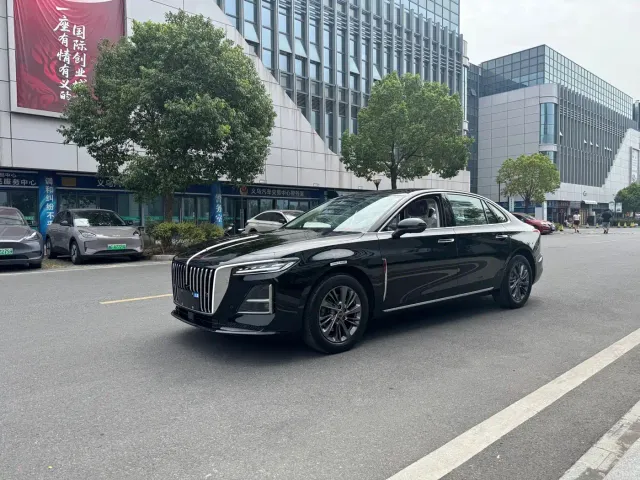 Фотография автомобиля — Hongqi H5