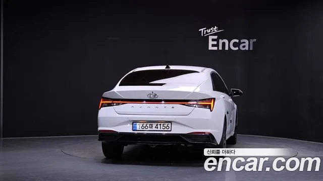 Hyundai AVANTE Avante (CN7) — Фото автомобиля 4