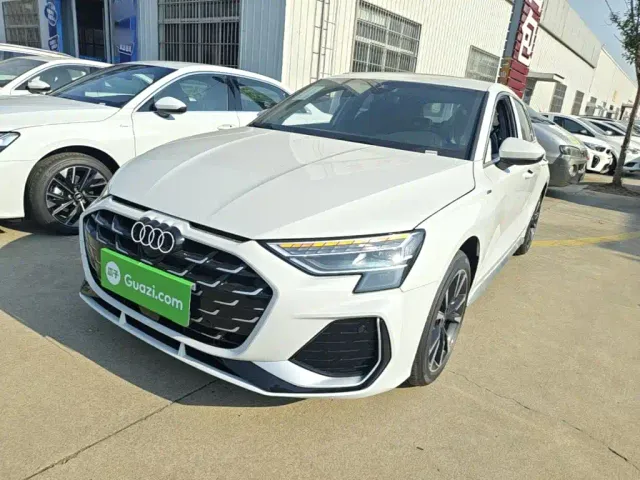Фотография автомобиля — Audi A3