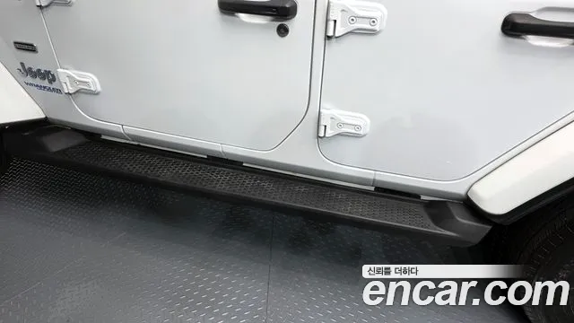 Jeep Wrangler Wrangler (JL) — Фото автомобиля 25