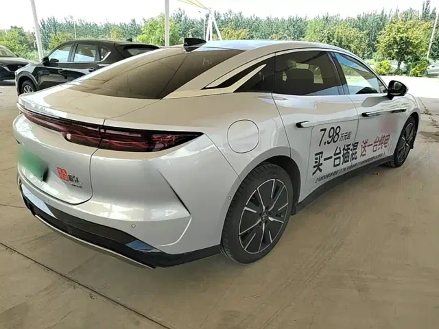 BYD Han L — Фото автомобиля 6