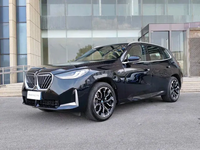 Фотография автомобиля — BMW X3