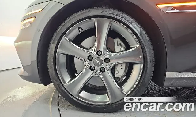 Genesis G80 RG3 — Фото автомобиля 5