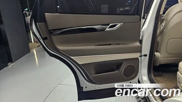Genesis GV80 — Фото автомобиля 14