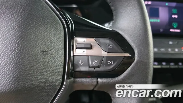 Peugeot 408 1.2 Pure Tech Allure — Фото автомобиля 28