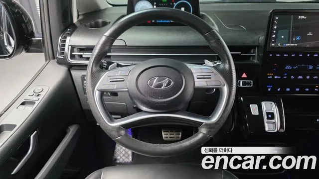 Hyundai Staria Staria 4WD Lounge 9 мест — Фото автомобиля 12