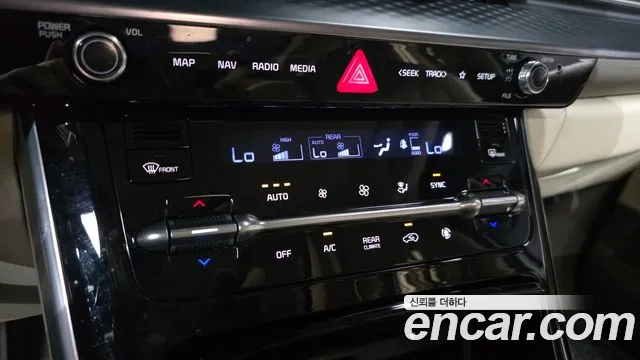 Kia Canival Carnival 4 поколение Бензин 9 мест Hi-Limousine — Фото автомобиля 12