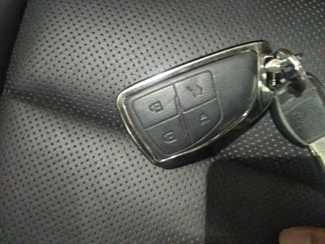 Buick Envision Plus — Фото автомобиля 11