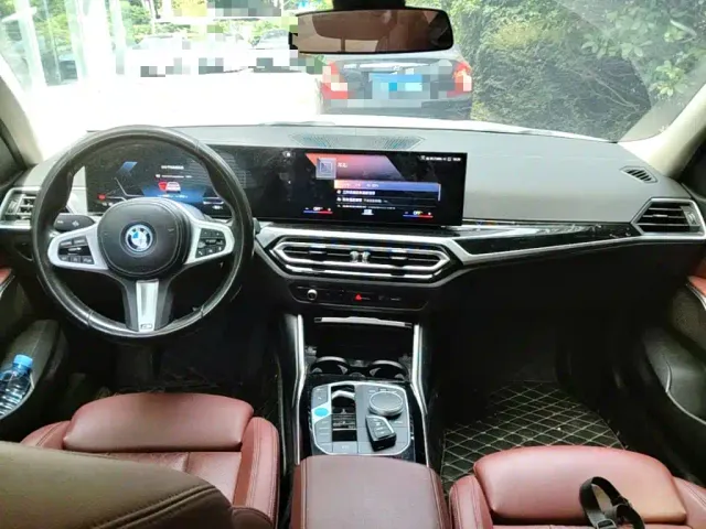 BMW i3 — Фото автомобиля 5