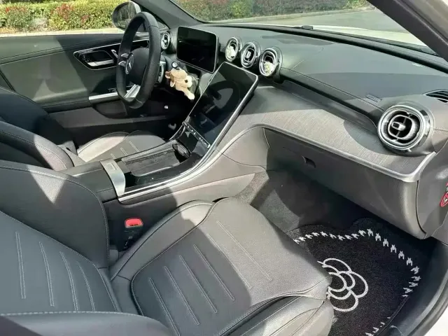 Mercedes-Benz C-Class — Фото автомобиля 6