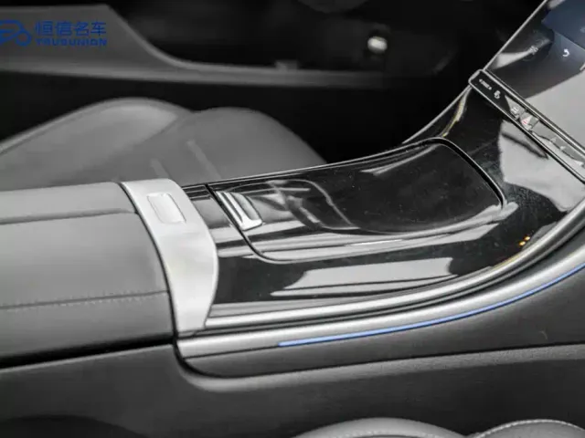 Mercedes-Benz C-Class — Фото автомобиля 19