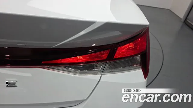 Hyundai AVANTE Avante (CN7) — Фото автомобиля 23