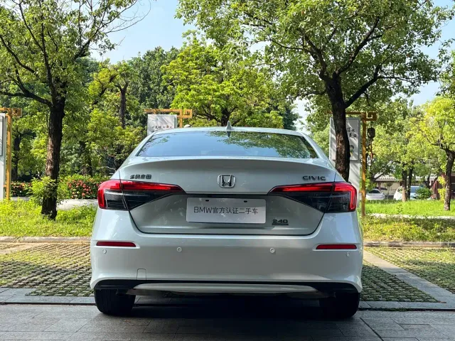 Honda Civic — Фото автомобиля 5
