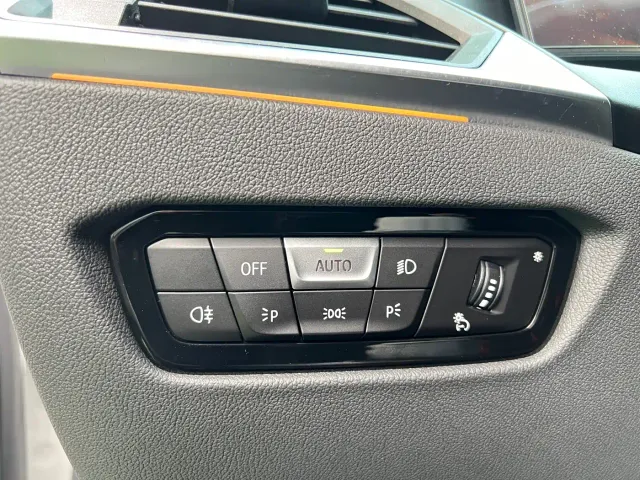 BMW 3 Series — Фото автомобиля 10