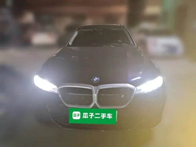 BMW i3 — Фото автомобиля 2