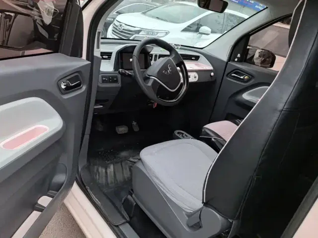 Wuling Hongguang Mini EV — Фото автомобиля 15