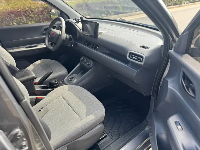 Wuling Hongguang — Фото автомобиля 9