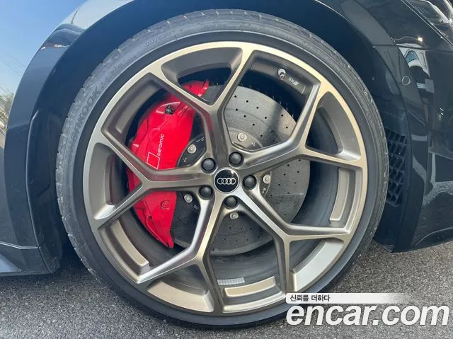 Audi RS 6 C8 — Фото автомобиля 5