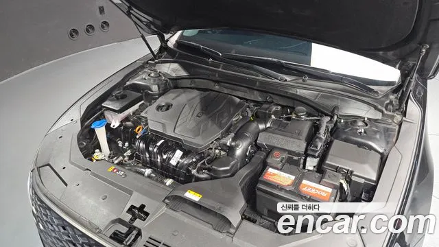 Hyundai Grandeur New — Фото автомобиля 9