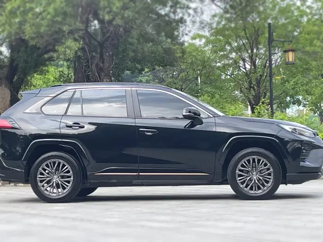 Toyota Wildlander — Фото автомобиля 9