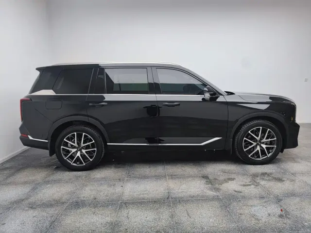 GAC Trumpchi GS8 — Фото автомобиля 2