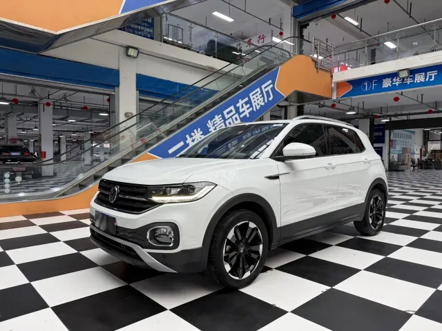 Фотография автомобиля — Volkswagen Tacqua
