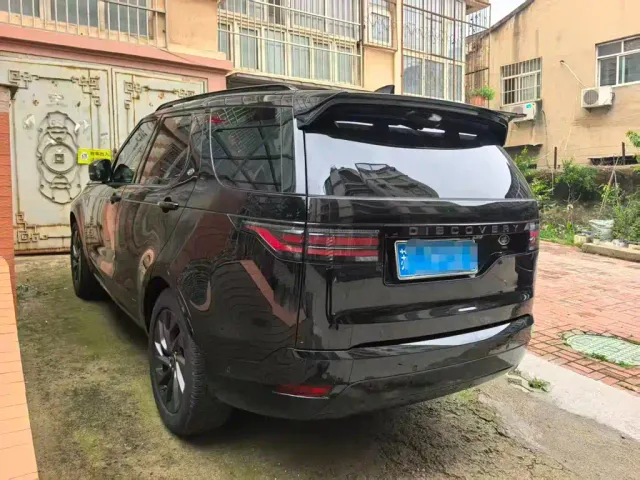 Land Rover Discovery — Фото автомобиля 3