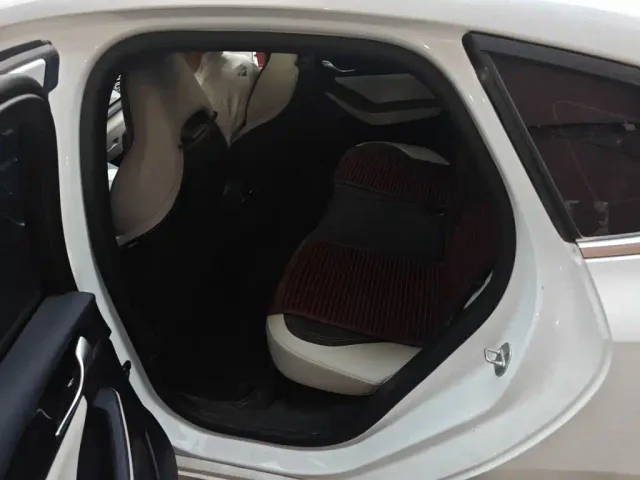 BYD Qin PLUS — Фото автомобиля 18