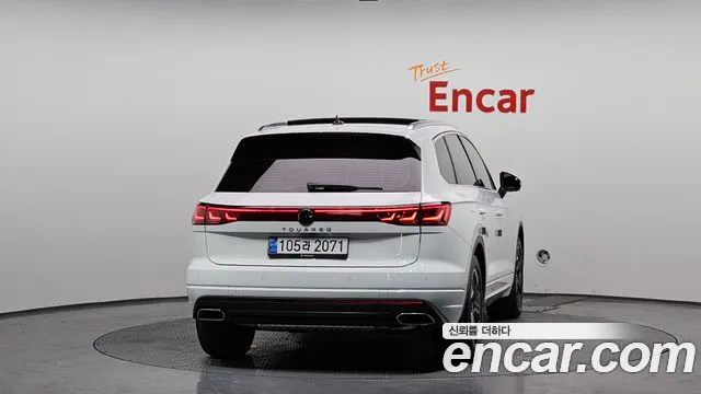 Volkswagen Touareg Touareg 3 поколение 3.0 TDI Prestige — Фото автомобиля 4