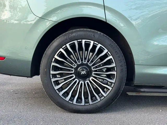 IM Motors LS8 — Фото автомобиля 26