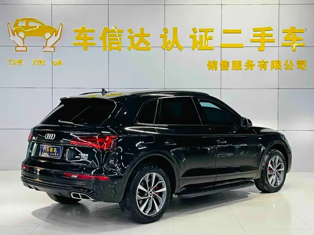 Audi Q5L — Фото автомобиля 2