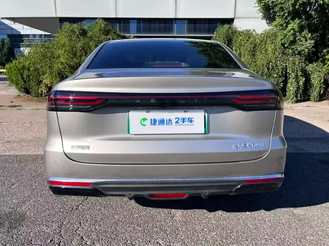 Geely Galaxy Stellar 6 — Фото автомобиля 3
