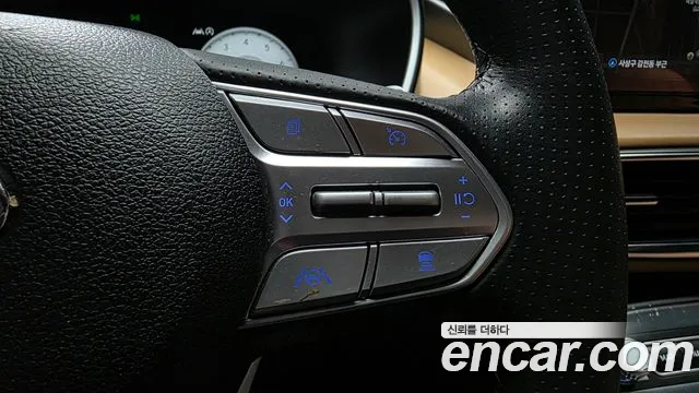 Hyundai Santafe Бензин 2.5T 2WD — Фото автомобиля 17