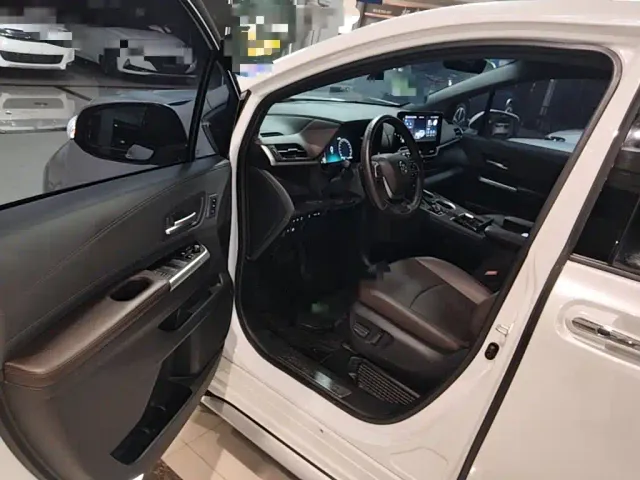 Toyota Granvia — Фото автомобиля 15