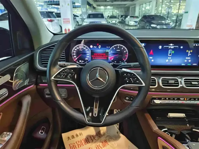 Mercedes-Benz GLE-Class — Фото автомобиля 8