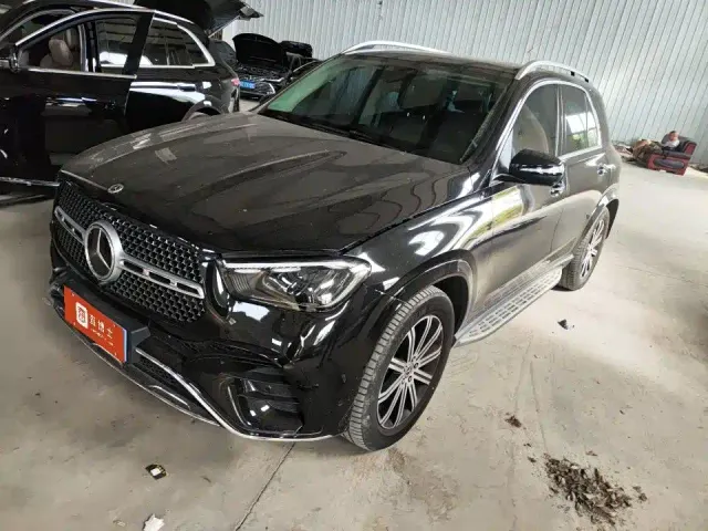 Фотография автомобиля — Mercedes-Benz GLE-Class