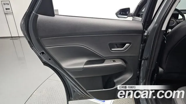 Hyundai Kona — Фото автомобиля 14