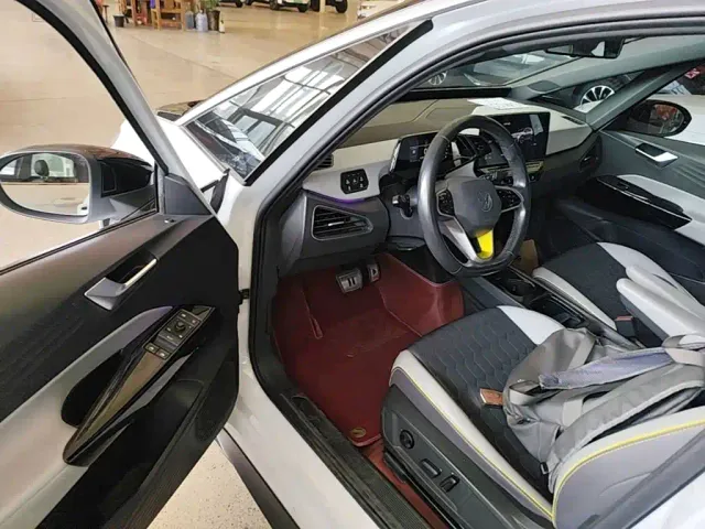 Volkswagen ID.3 — Фото автомобиля 15