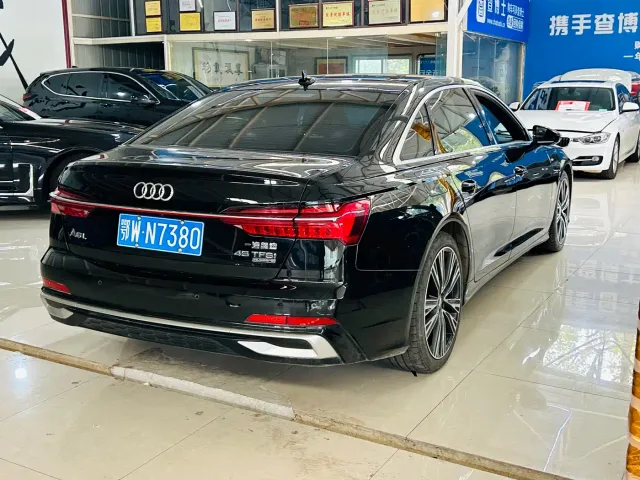Audi A6L — Фото автомобиля 6